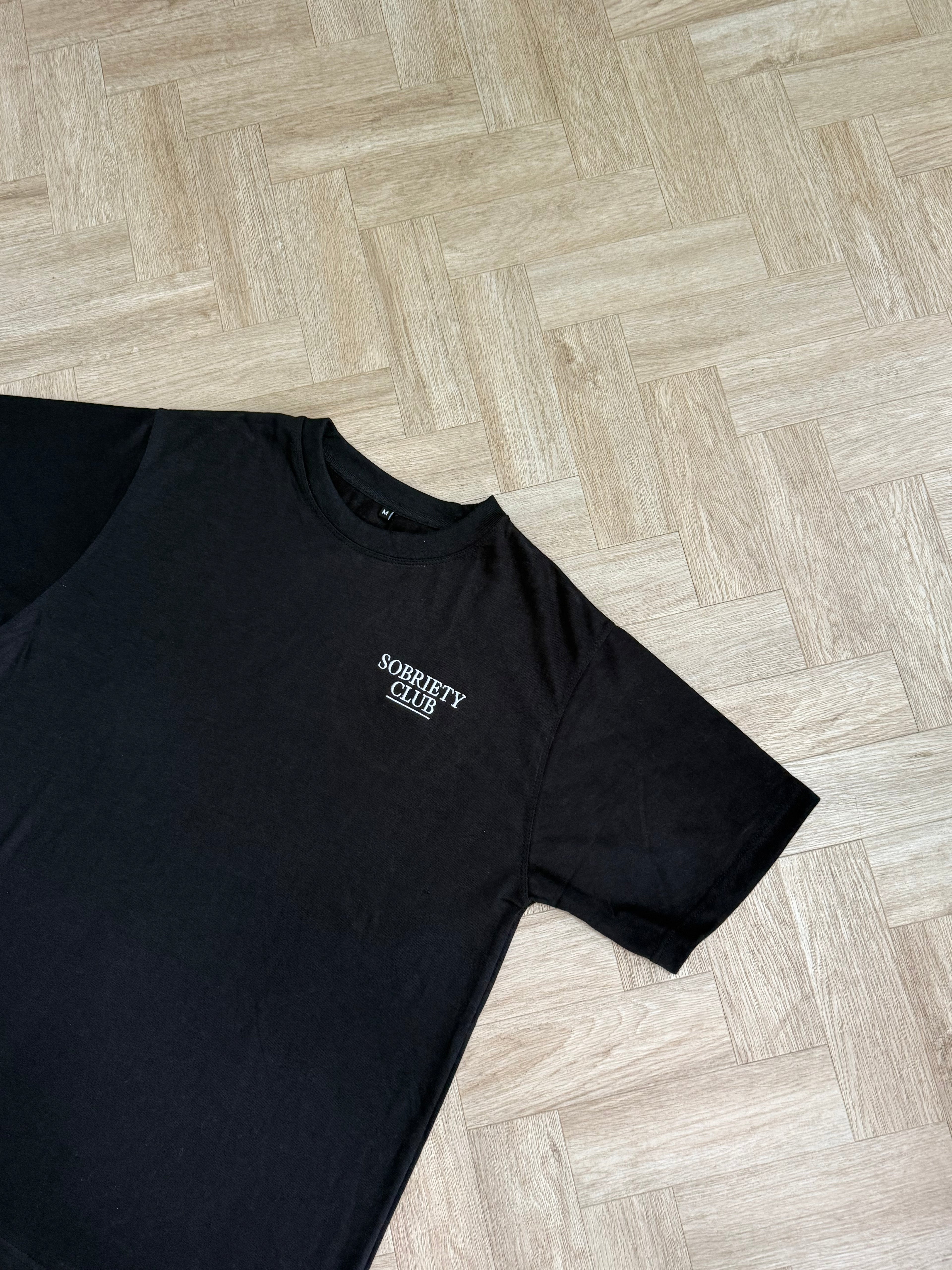 Sobriety club white/black tshirt
